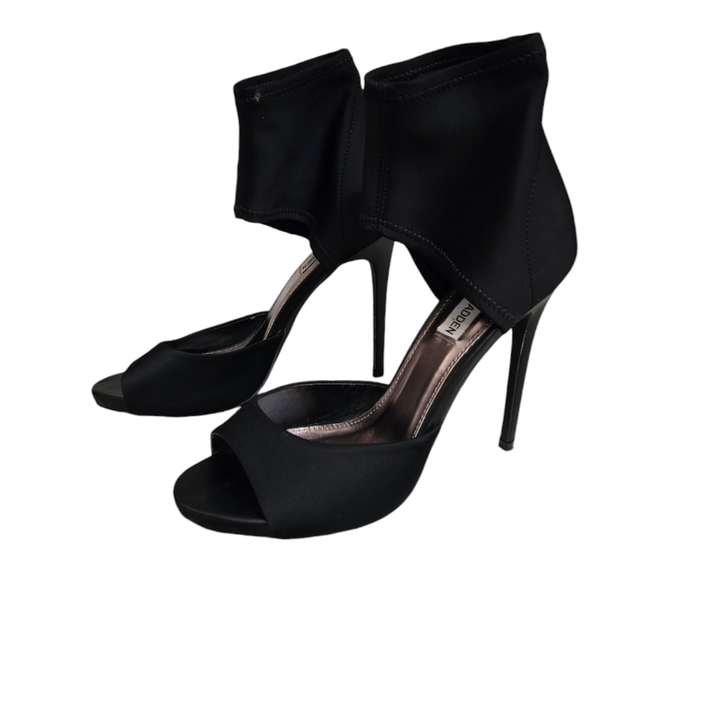 Steve Madden ankle heels. Women's size 8.5 color black